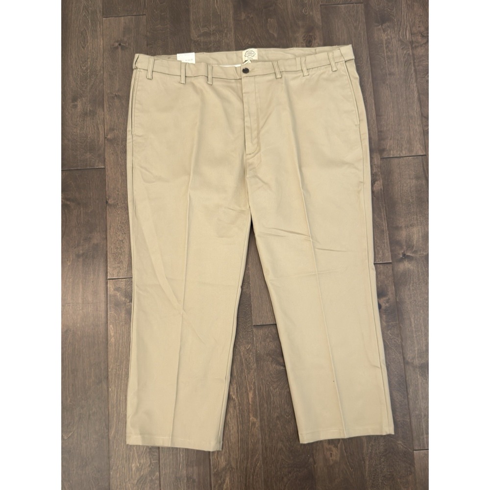 St Johns Bay Mens Beige Expandable Waist Flat Front Chino Pant 52X28 Stretch